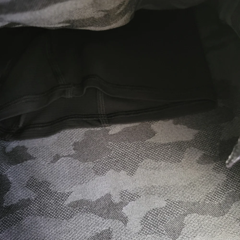 LULULEMON Surge Camo Shorts | S‎